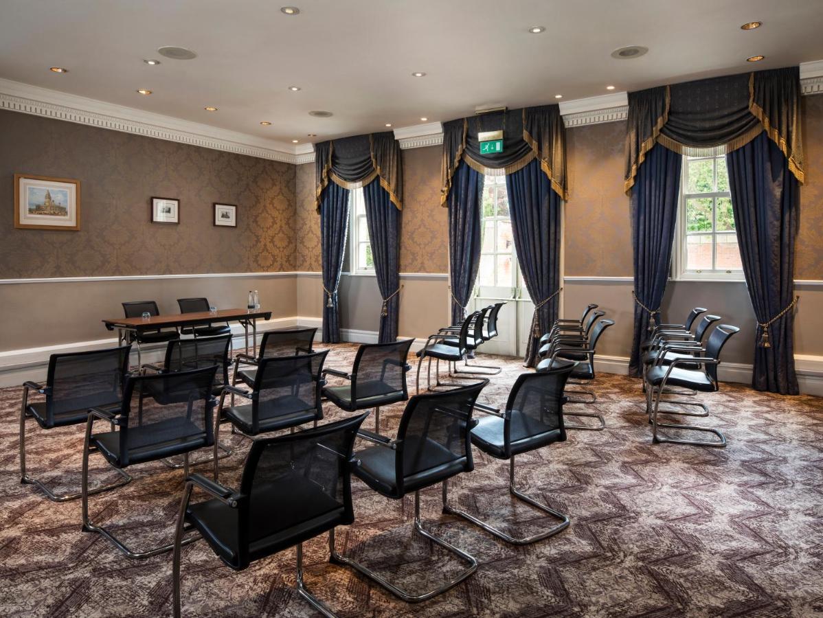 Oulton Hall Hotel, Spa & Golf Resort Leeds  Exteriér fotografie